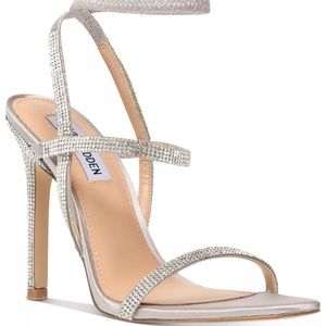Steve Madden Nectur Silver Rhinestone Strappy Sandals size 6.5